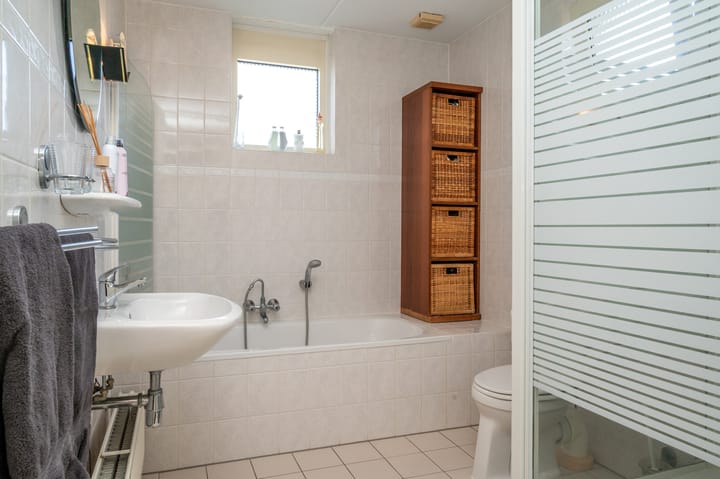 Photo 25 of Sering 7