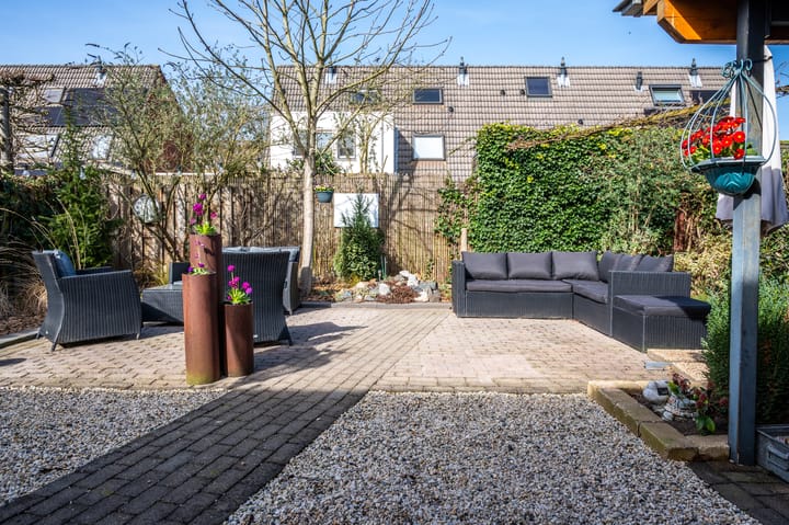 Photo 45 of Sering 7