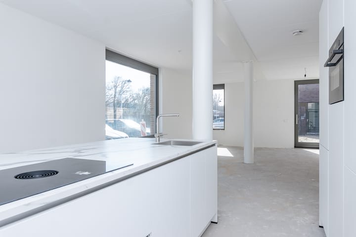 Foto 13 van Jan van Roesselstraat 23