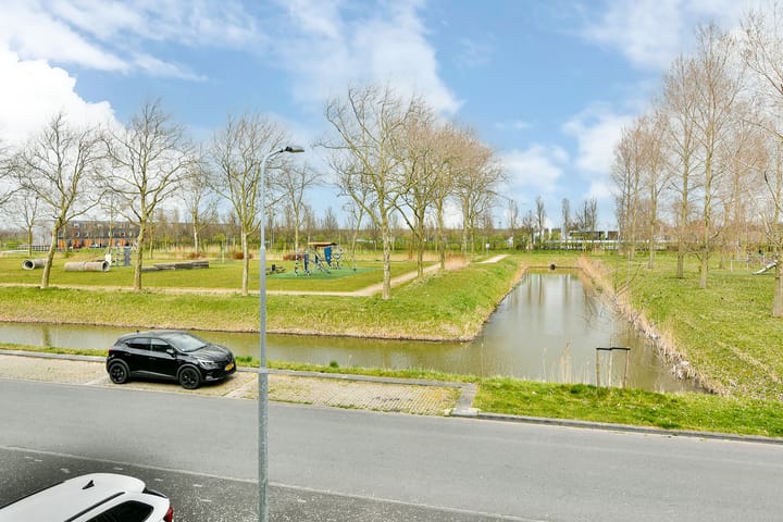 Foto 14 van Montreallaan 6-A