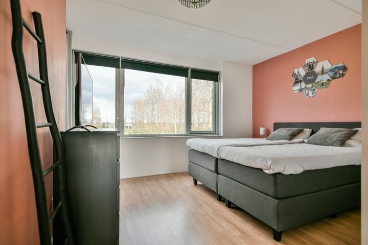 Foto 23 van Montreallaan 6-A