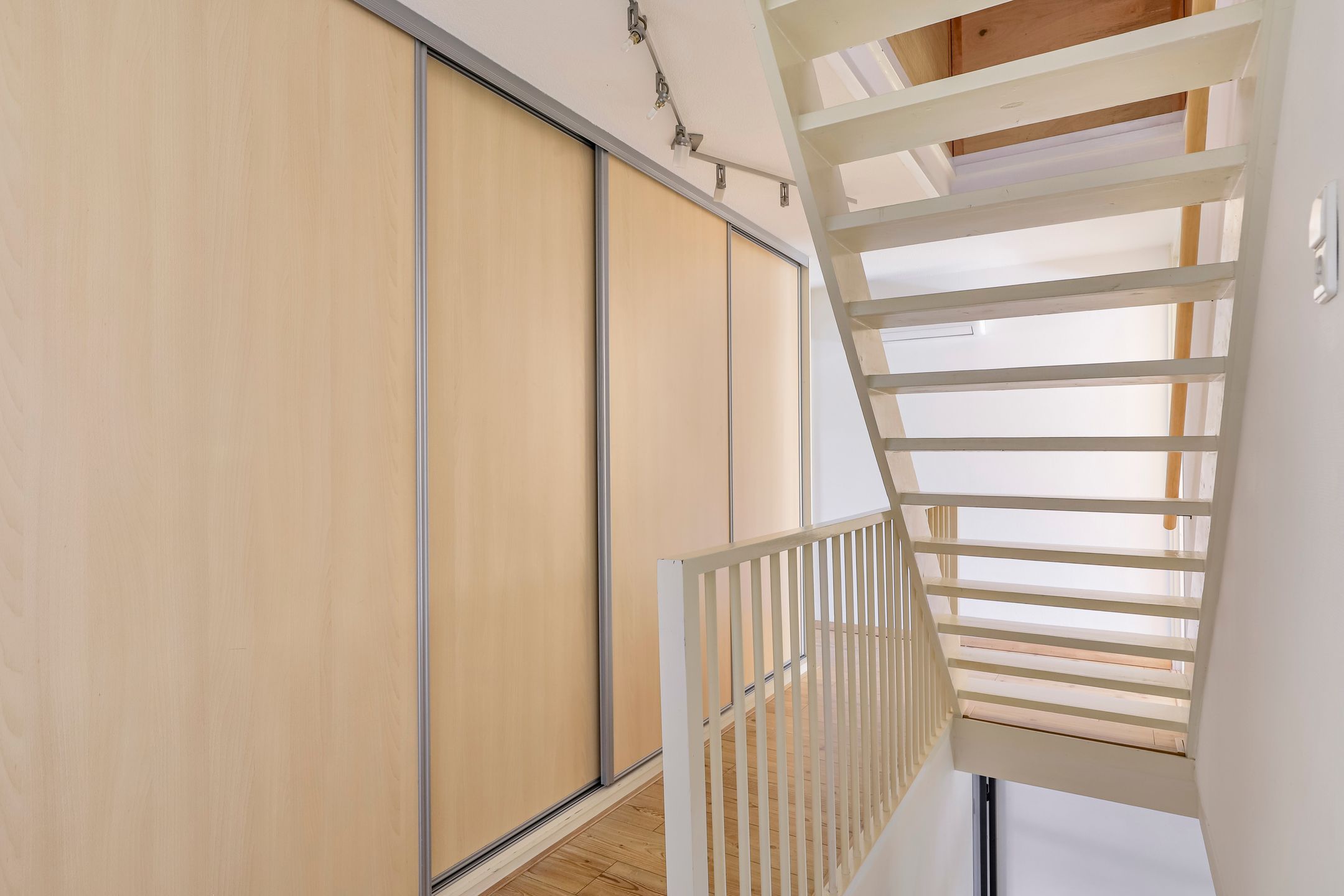 Photo 24 of Mosterdhof 136