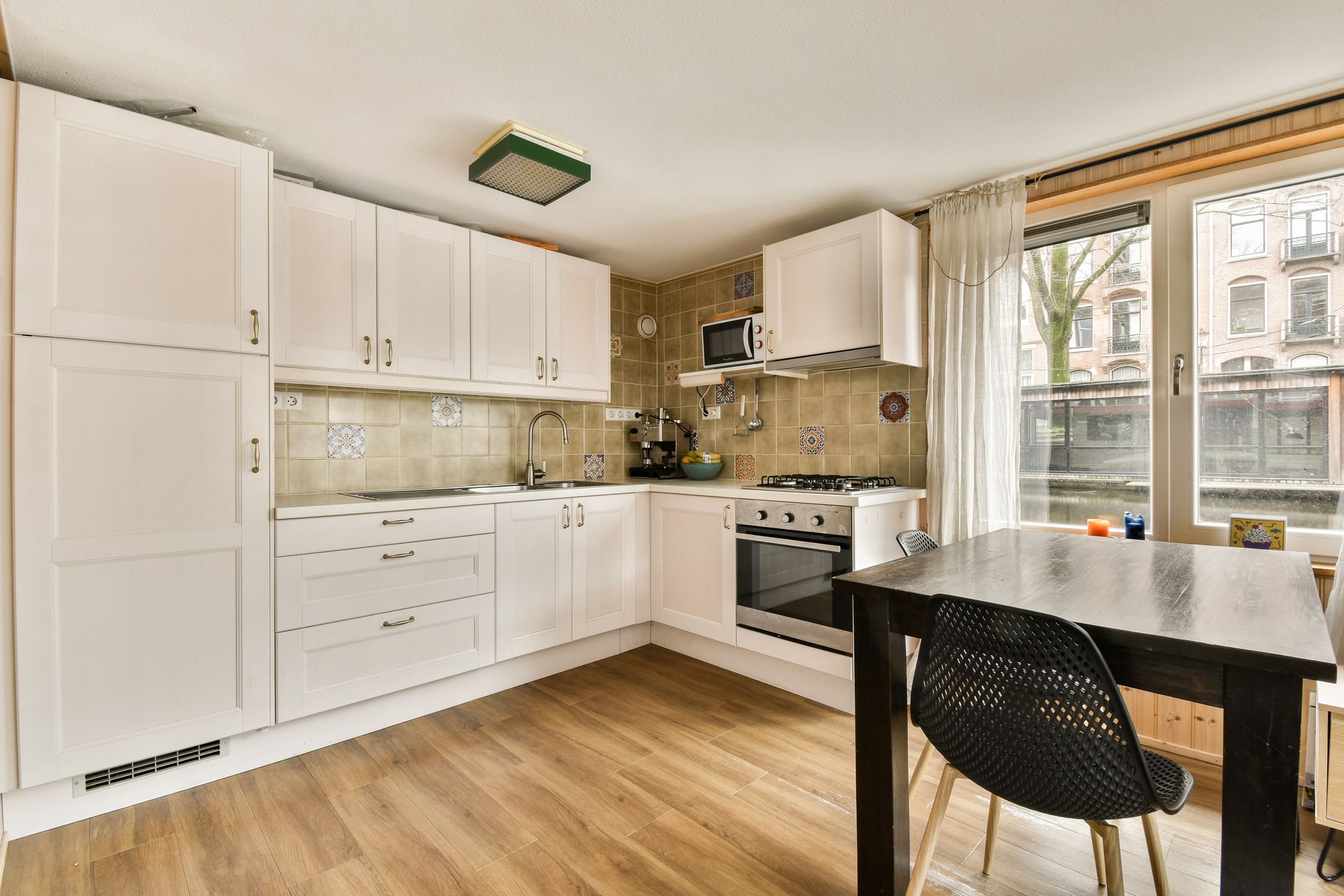 Foto 3 van Da Costakade 317