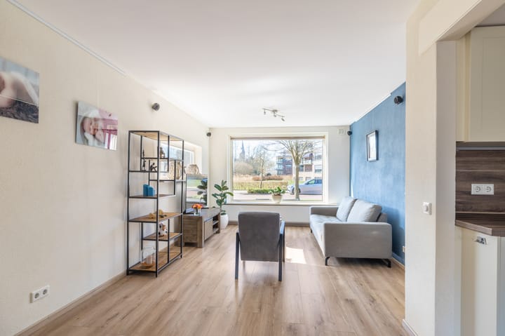 Foto 11 van Meidoornlaan 21