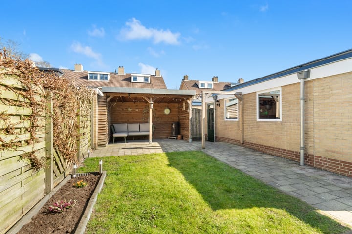 Foto 37 van Meidoornlaan 21