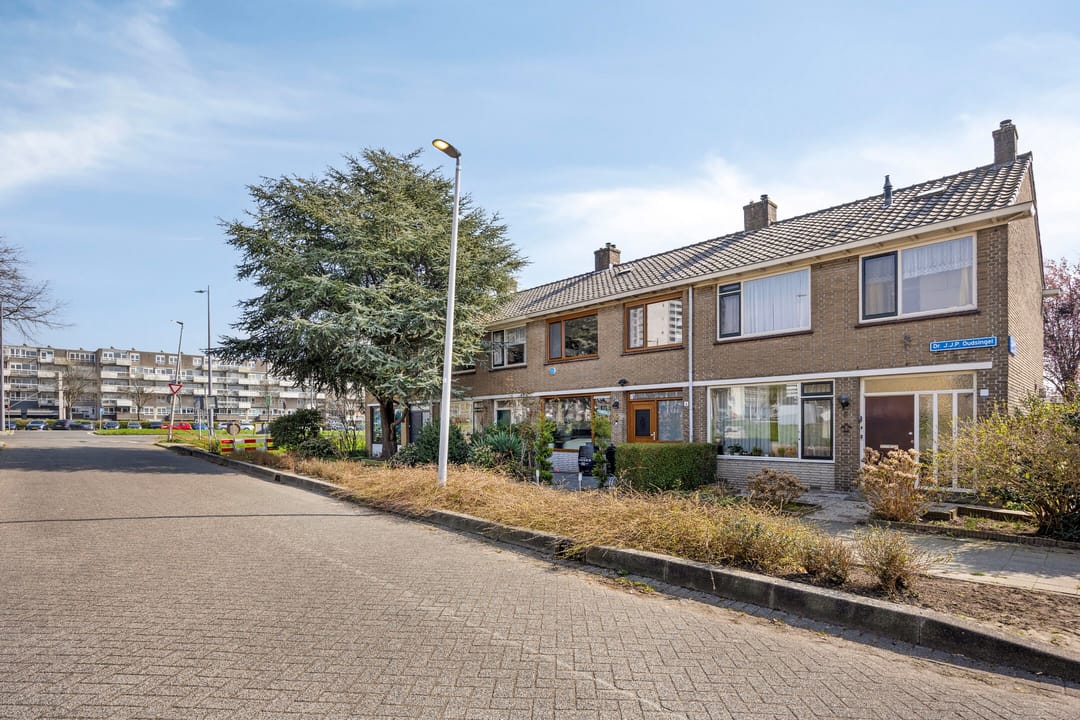 Foto 2 van Dr. J.J.P. Oudsingel 6