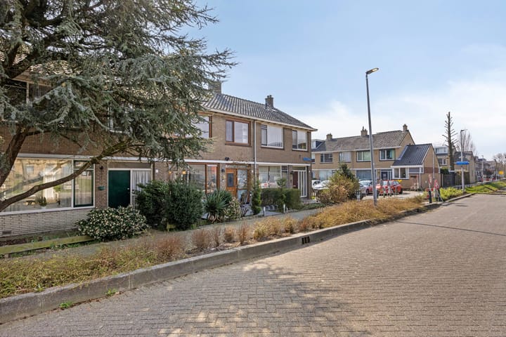 Foto 3 van Dr. J.J.P. Oudsingel 6