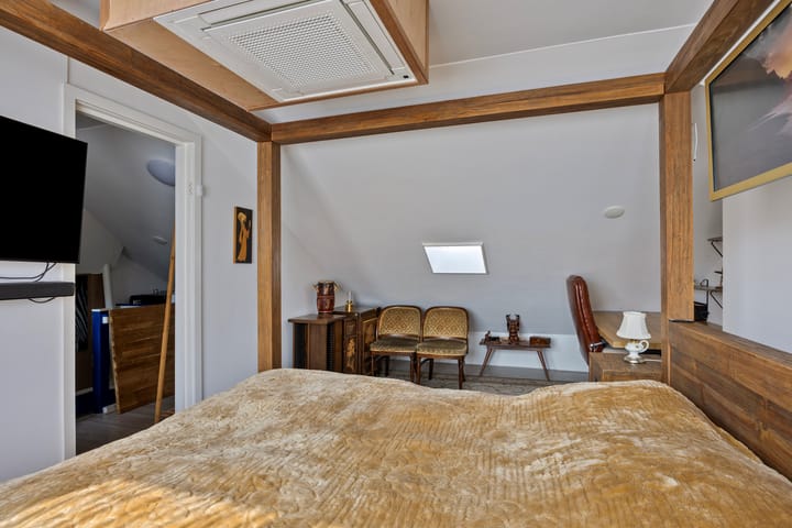 Foto 42 van Dr. J.J.P. Oudsingel 6