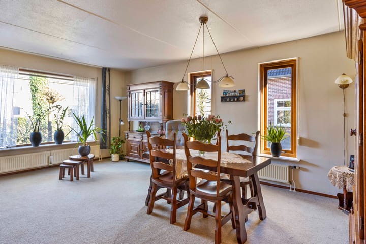 Foto 12 van Graaf van Lohnstraat 9