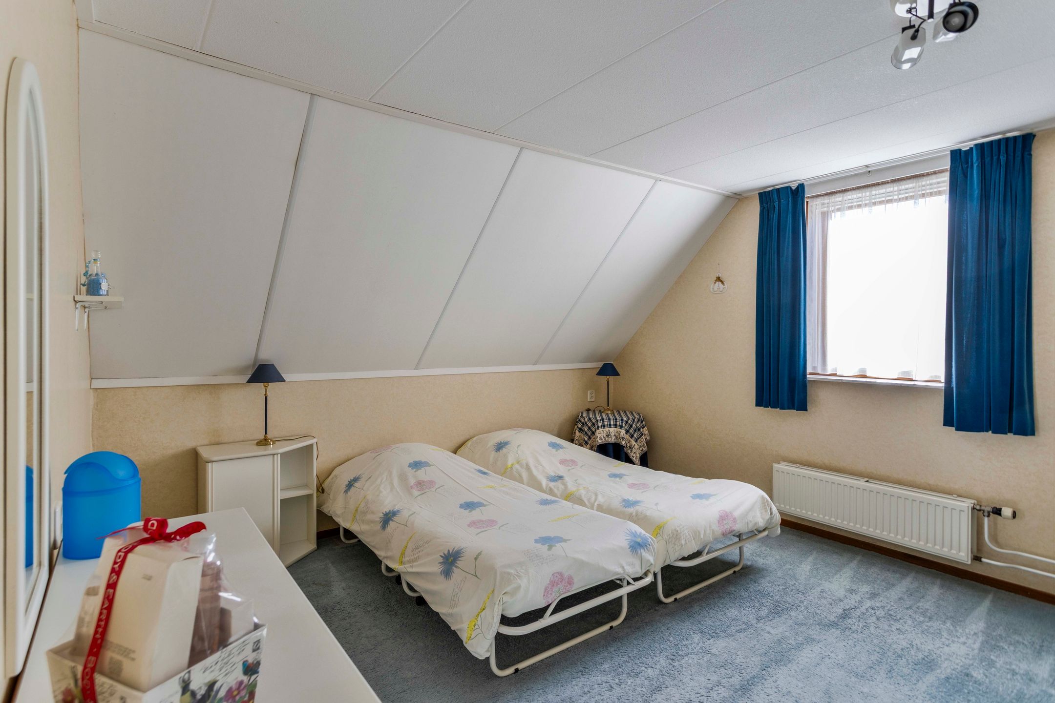 Foto 24 van Graaf van Lohnstraat 9