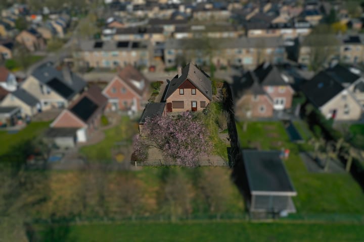 Foto 39 van Graaf van Lohnstraat 9