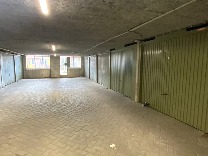 Photo 6 of Peter Zuidhove PP 135