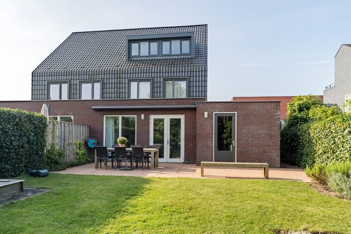 Foto 20 van Tjeerdsraklaan 13