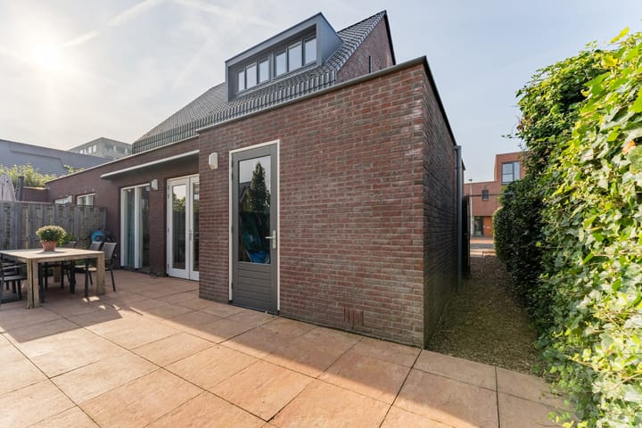 Foto 24 van Tjeerdsraklaan 13