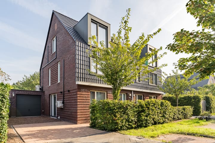 Foto 68 van Tjeerdsraklaan 13