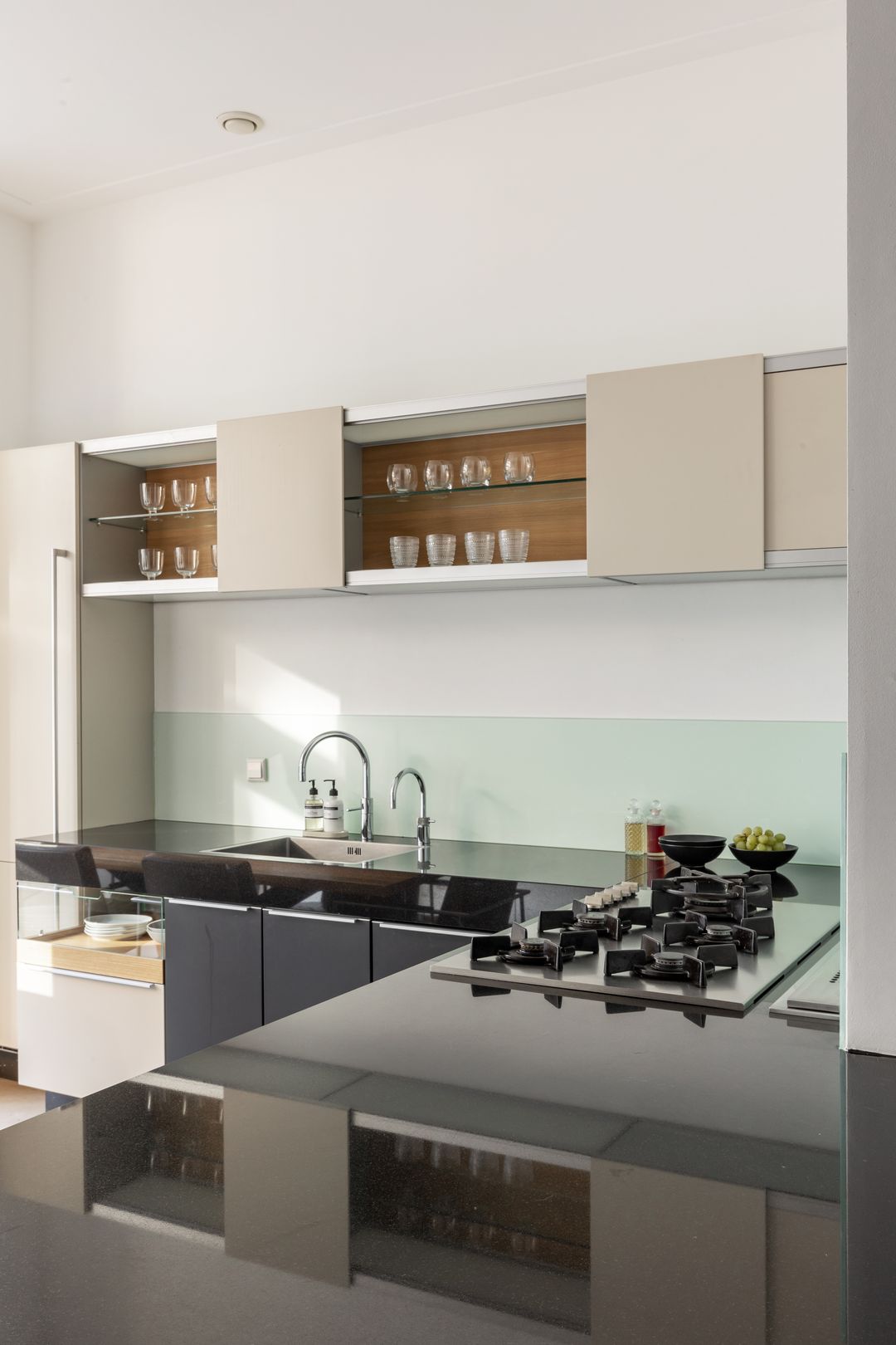 Foto 13 van Pieter Cornelisz. Hooftstraat 25-A