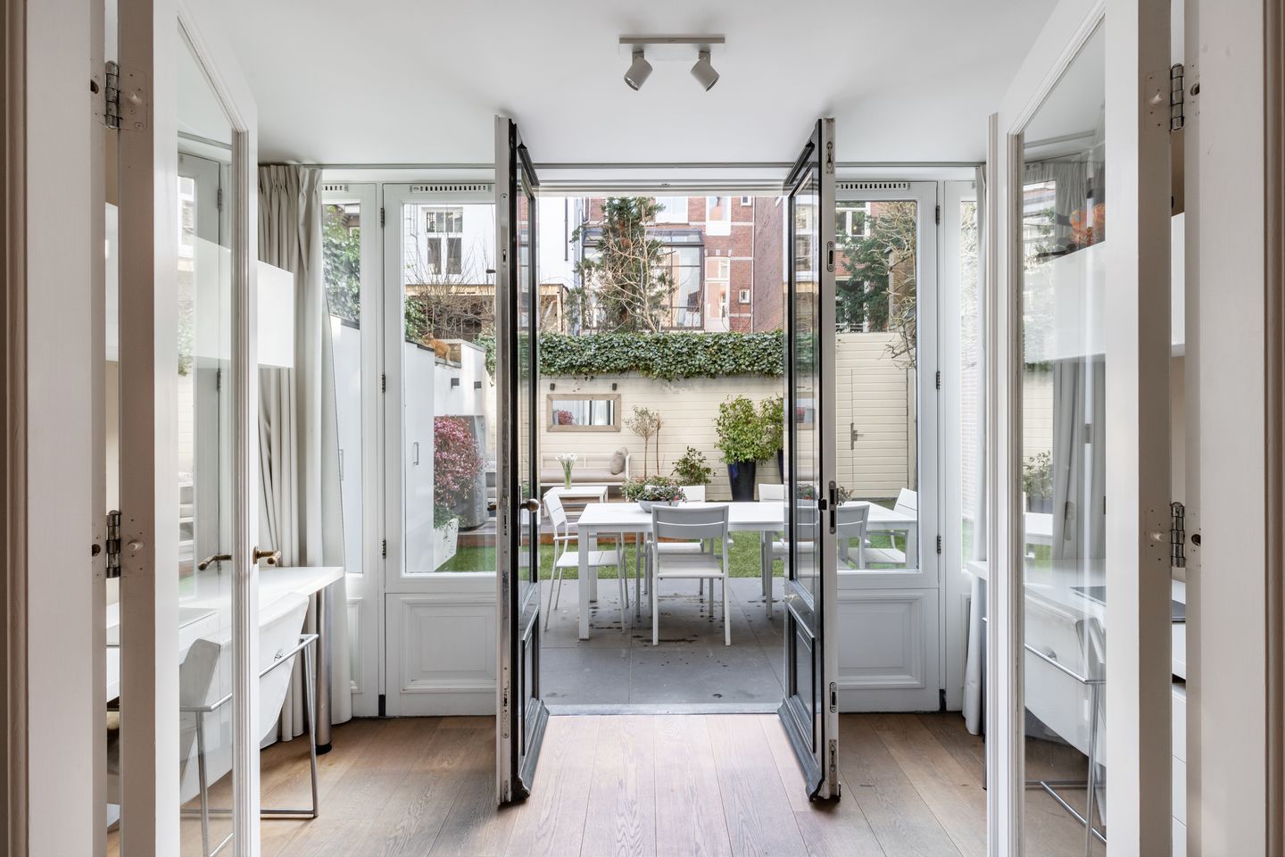 Foto 20 van Pieter Cornelisz. Hooftstraat 25-A