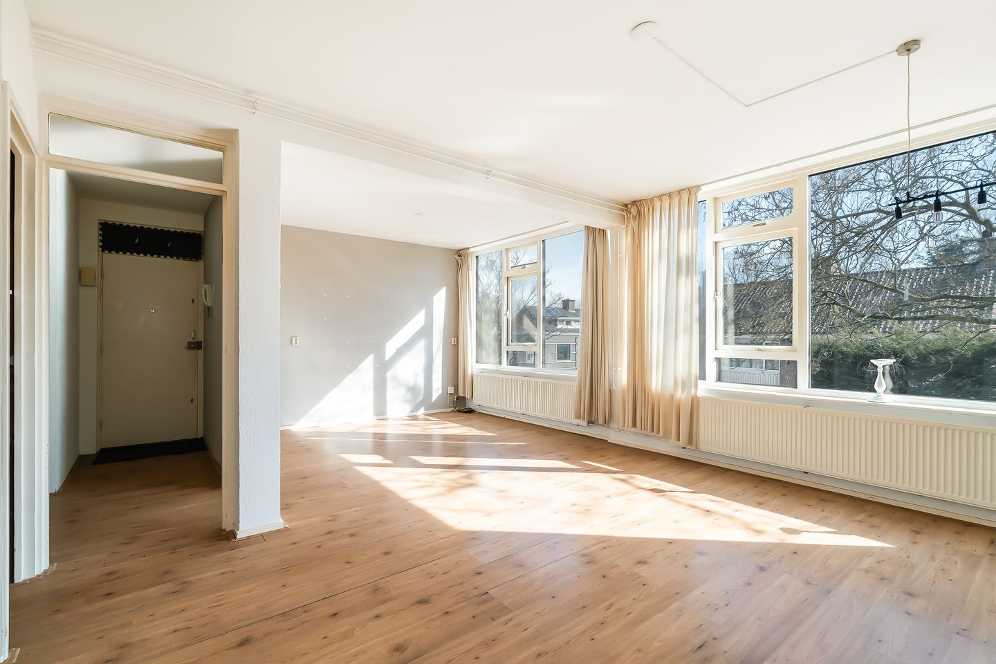 Foto 4 van Van Almondestraat 98