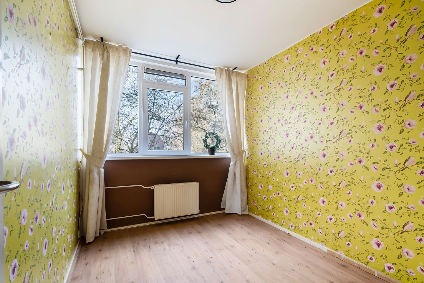 Foto 14 van Van Almondestraat 98