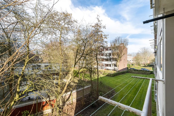 Foto 18 van Van Almondestraat 98