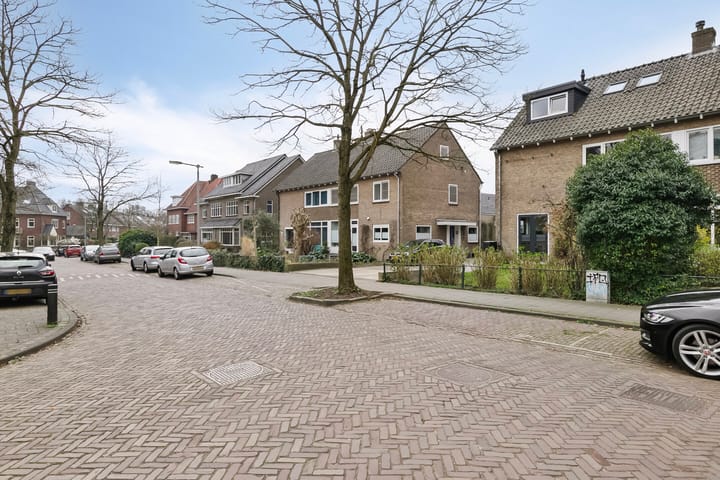 Foto 39 van Willem van Gulikstraat 10