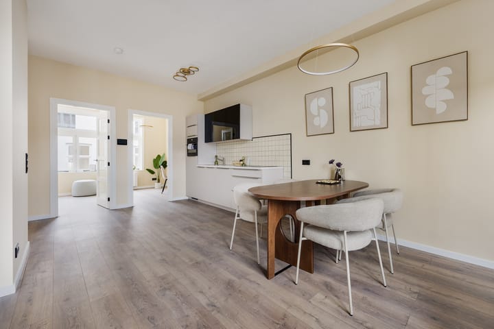 Photo 7 of Haarlemmerstraat 168-A