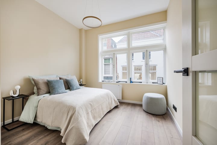 Photo 14 of Haarlemmerstraat 168-A