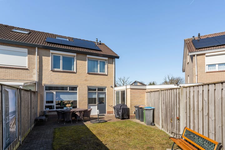 Foto 25 van Borg Ewsum 7