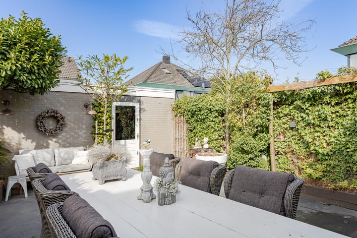 Foto 40 van Bertus Aafjeshof 62