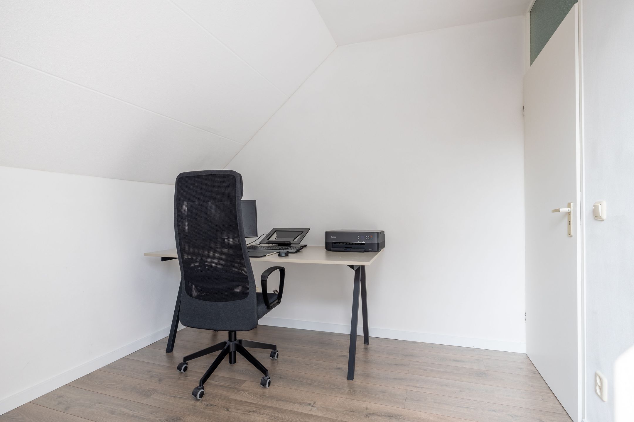 Foto 30 van Meester Kesselsstraat 6