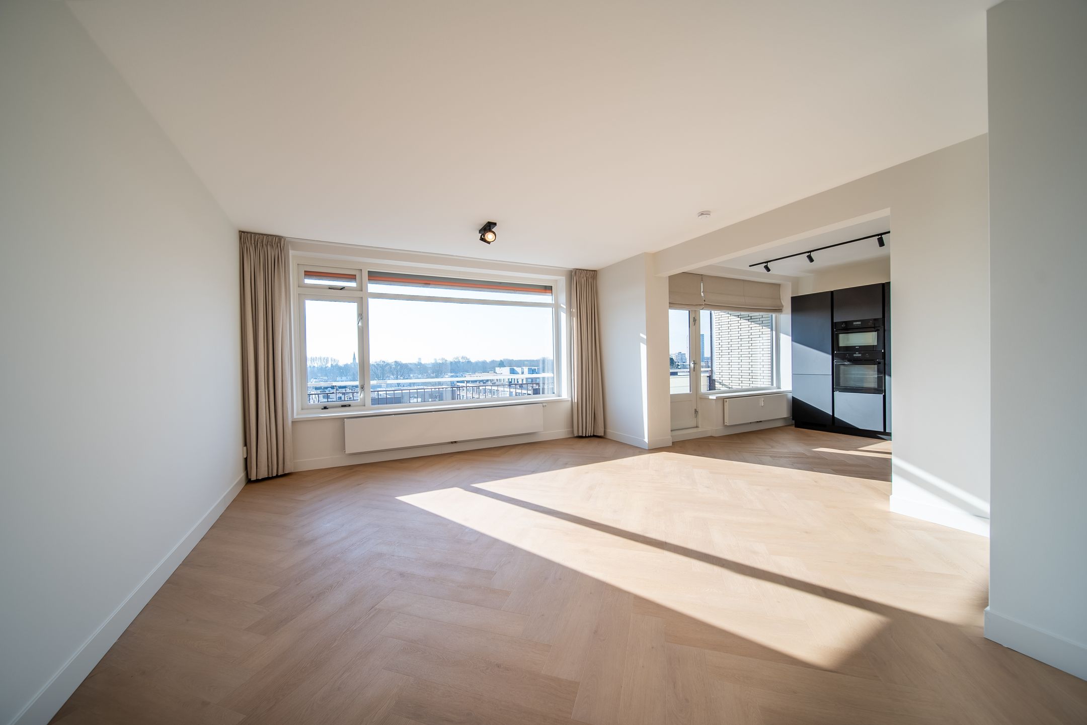 Photo 6 of Monseigneur van Steelaan 301