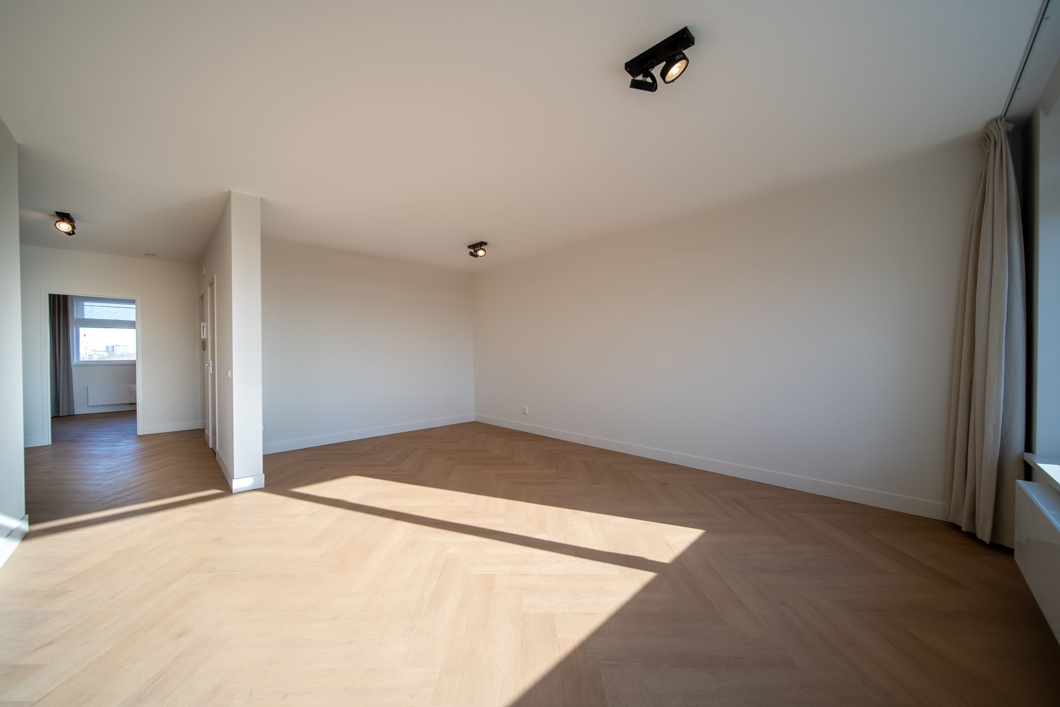 Photo 21 of Monseigneur van Steelaan 301