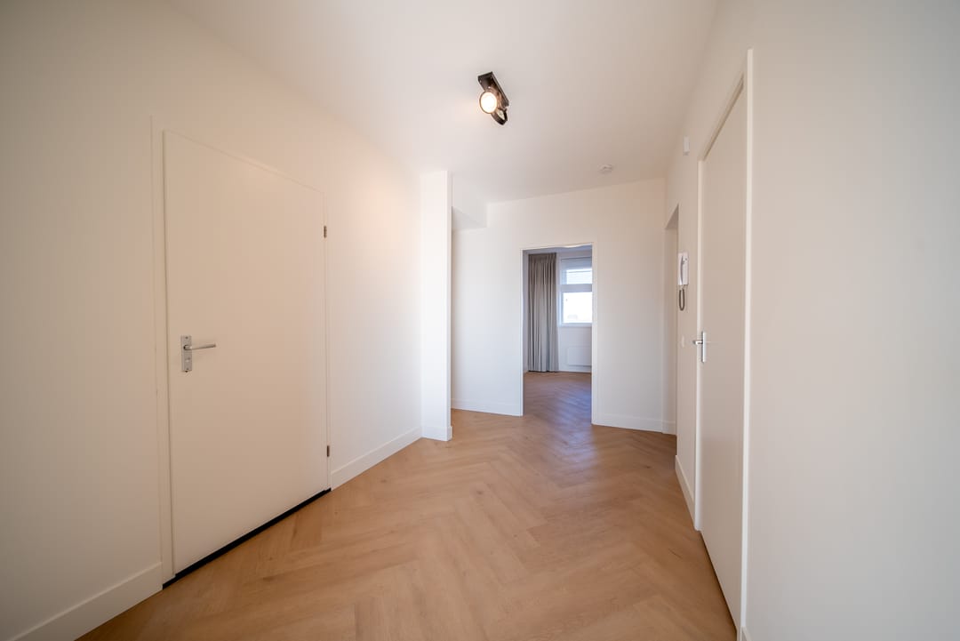 Photo 23 of Monseigneur van Steelaan 301