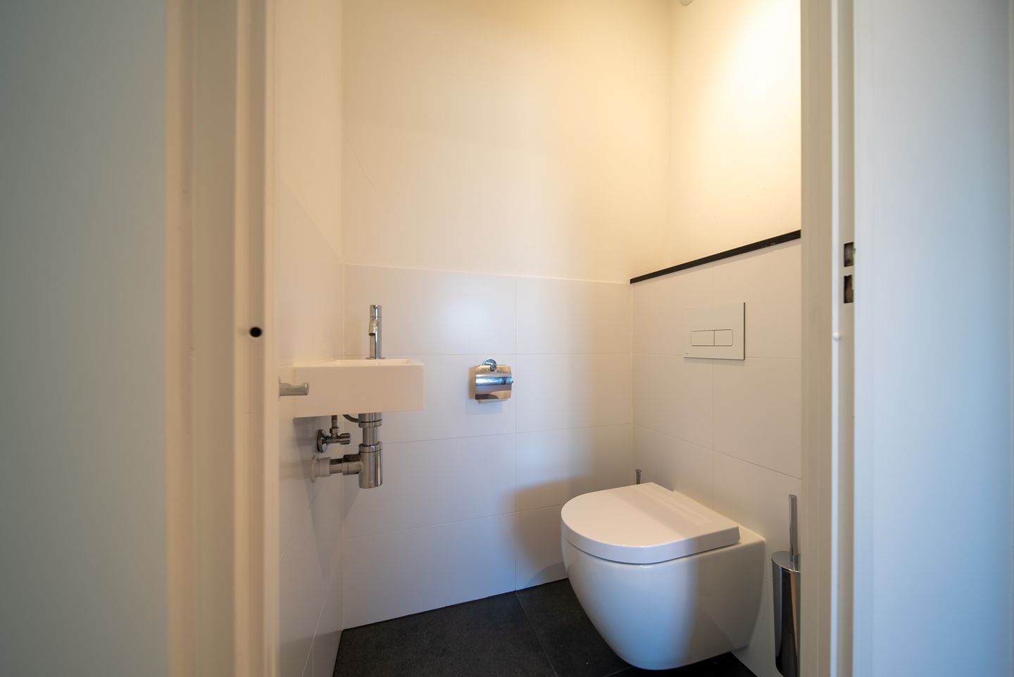 Photo 25 of Monseigneur van Steelaan 301