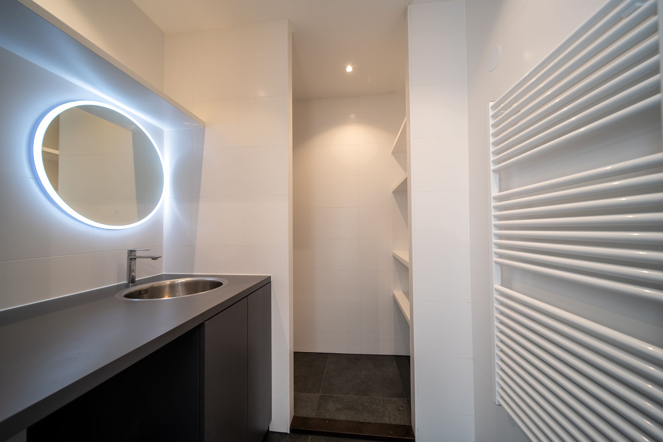 Photo 30 of Monseigneur van Steelaan 301