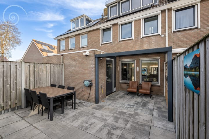 Foto 2 van Zeebrekersweg 39