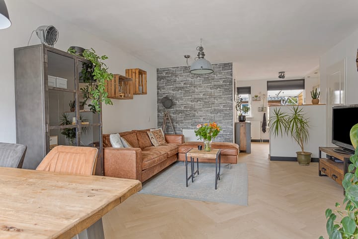 Photo 6 of Stadsbroek 87