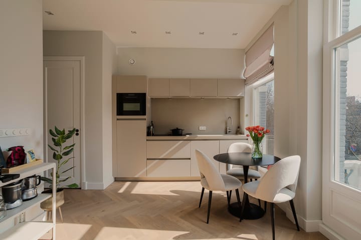 Foto 8 van Tweede Helmersstraat 2-2