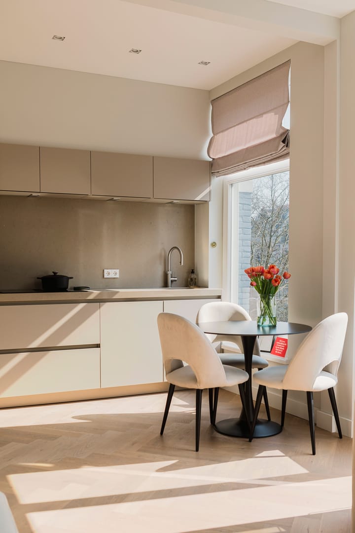 Foto 13 van Tweede Helmersstraat 2-2