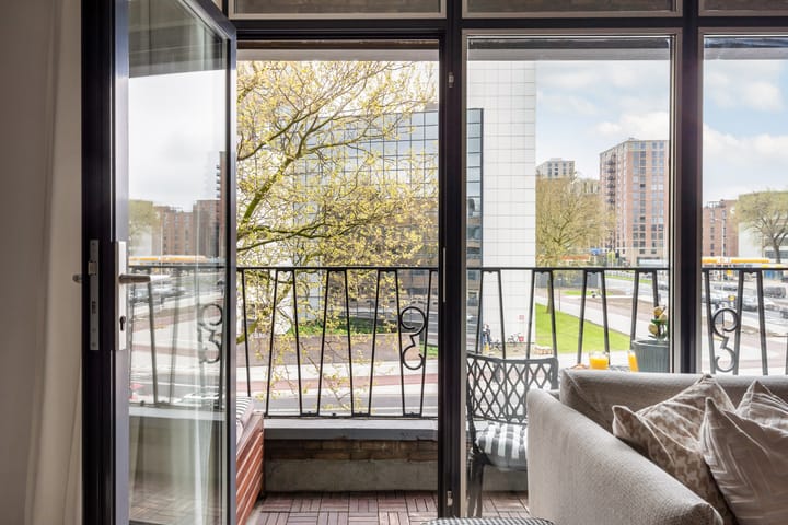 Foto 16 van Rochussenstraat 137-C