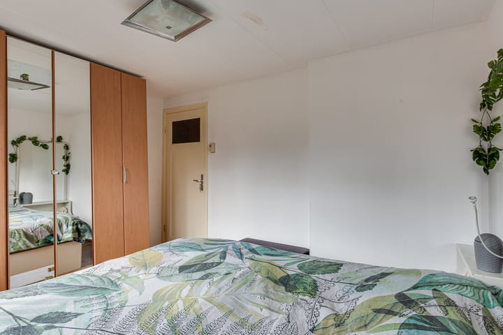 Photo 23 of Vennecoolstraat 13