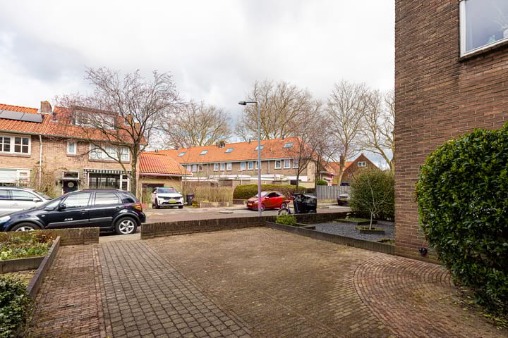 Photo 33 of Vennecoolstraat 13