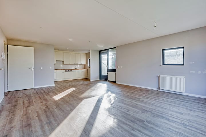 Foto 9 van Valkenaerhof 60