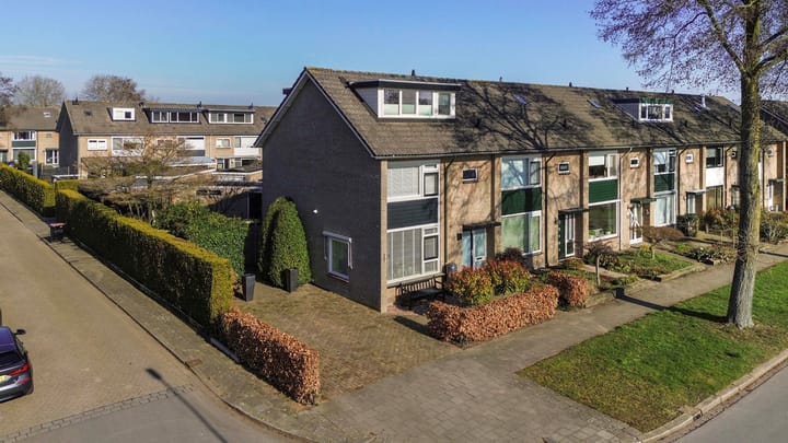 Foto 1 van Operettestraat 3