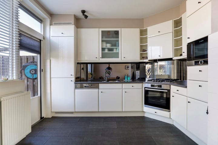 Foto 3 van Operettestraat 3