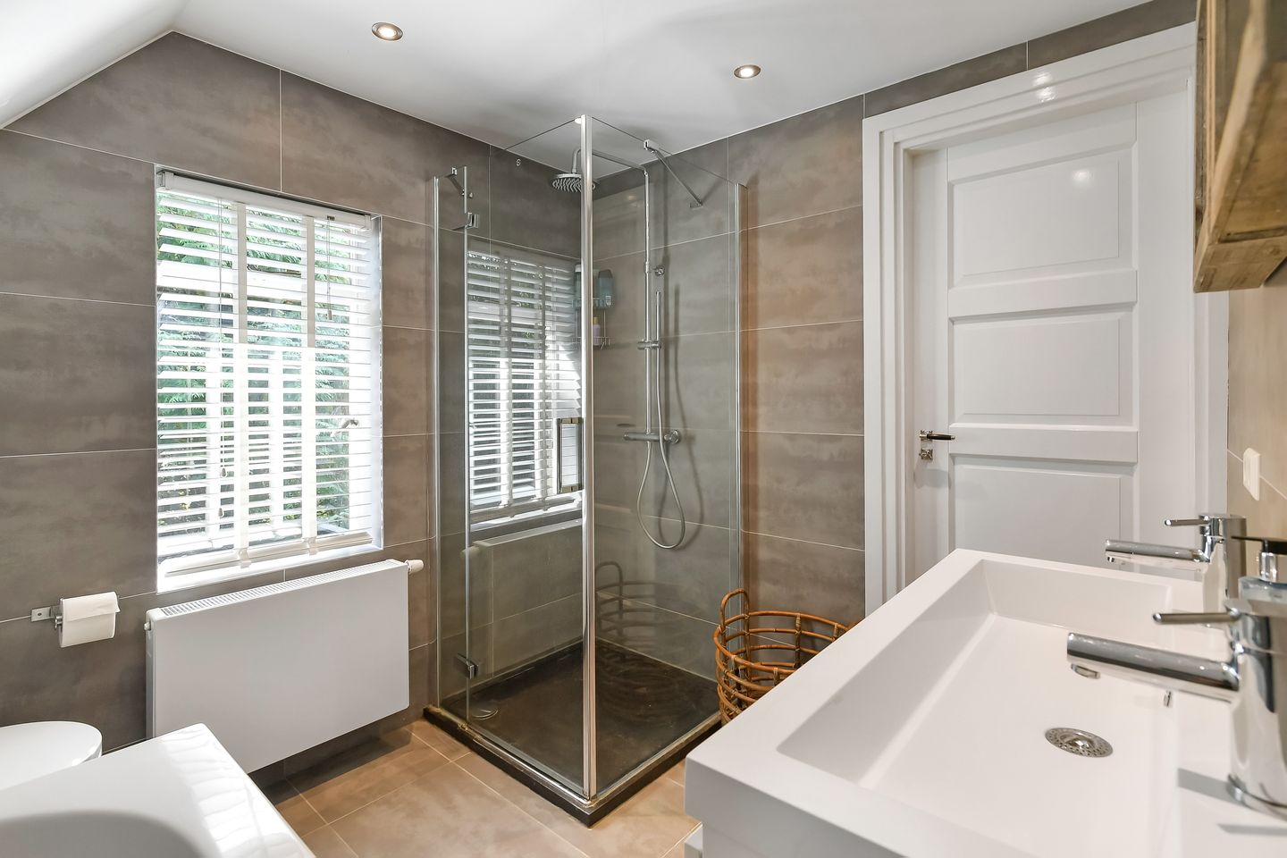 Foto 25 van Kabeljauwallee 10