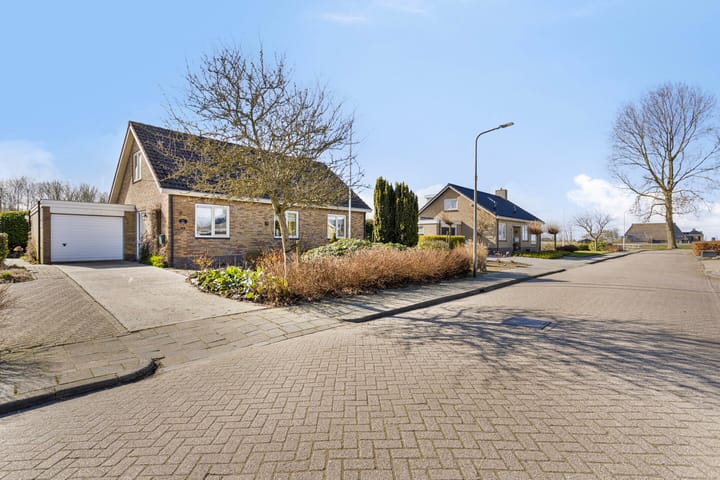 Foto 2 van Haniastrjitte 3