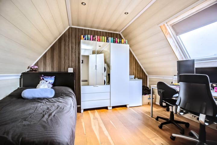 Foto 24 van Glenn Millerweg 113