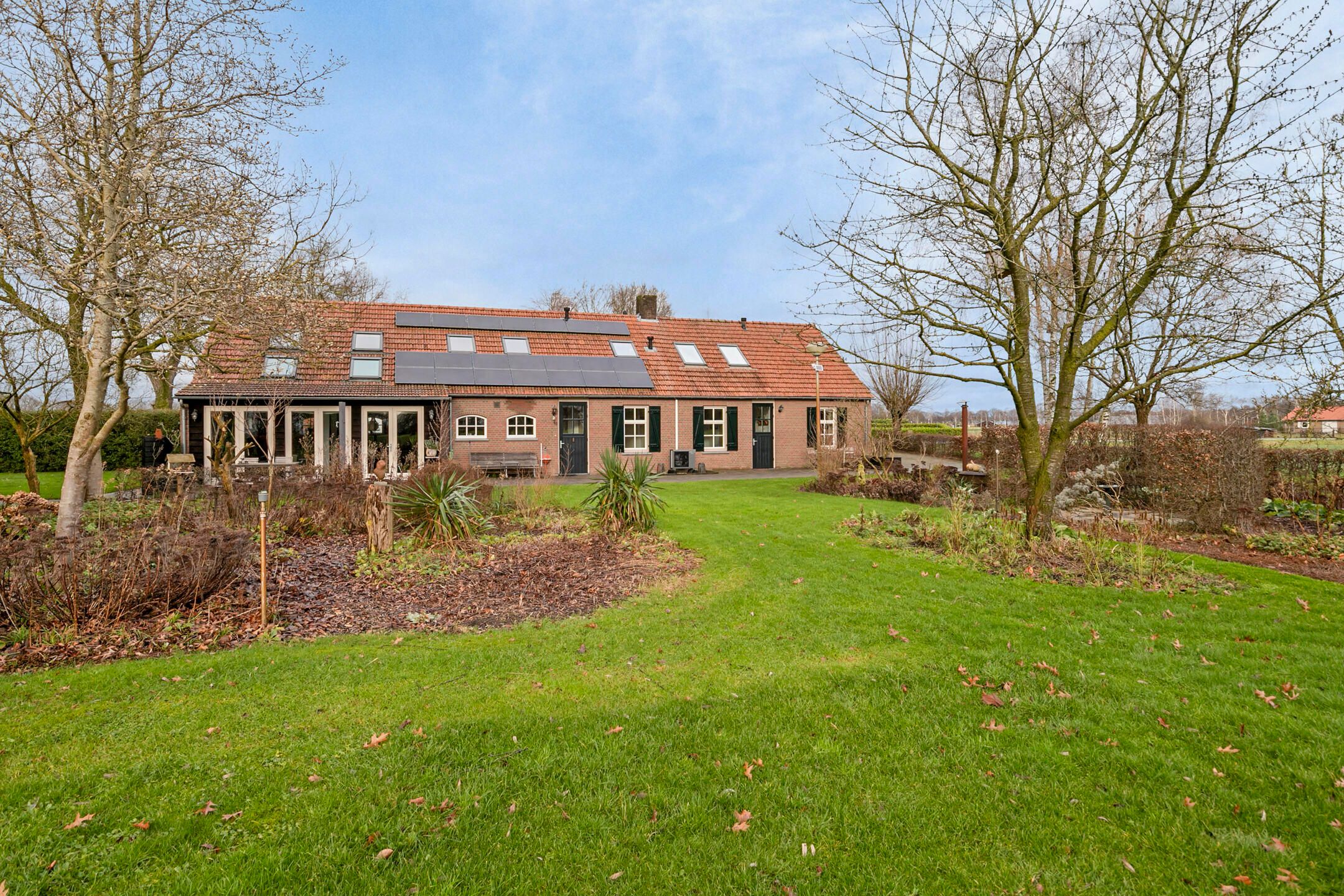 Photo 48 of Vaarselstraat 95