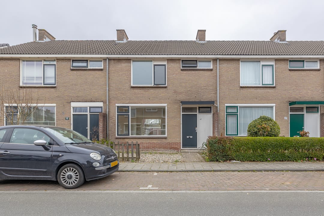 Foto 2 van Dolfijnstraat 47